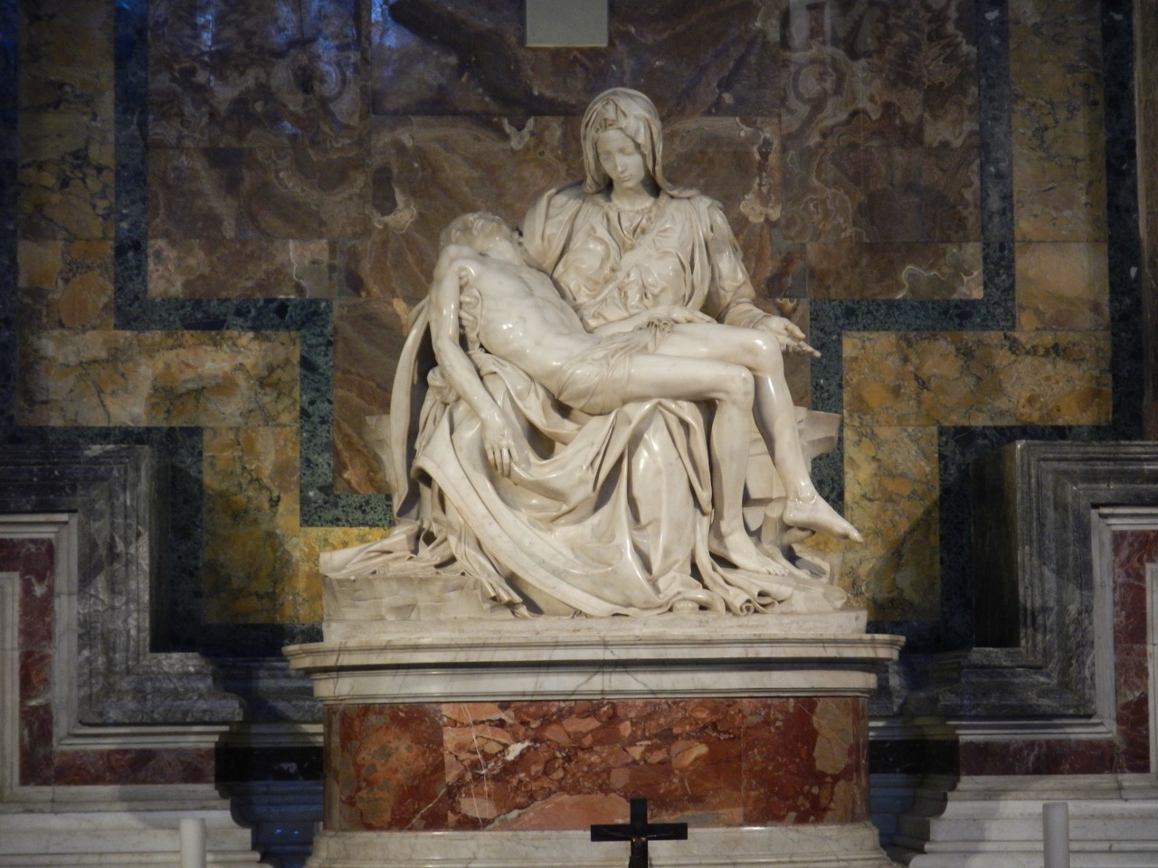 Pietà de Michelangelo na Basílica de São Pedro